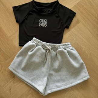 Set S07 – เสื้อครอบ+ขาสั้น